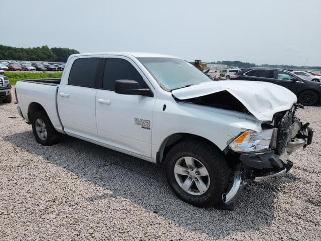 2021 RAM 1500 CLASSIC SLT 4
