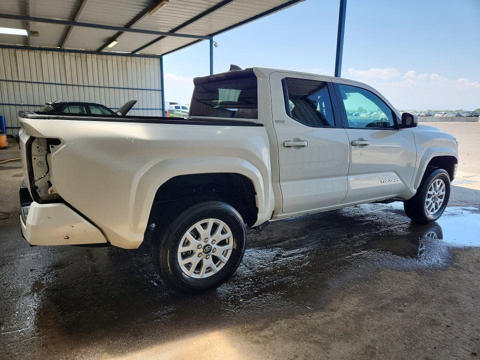 2025 TOYOTA TACOMA SR5 3