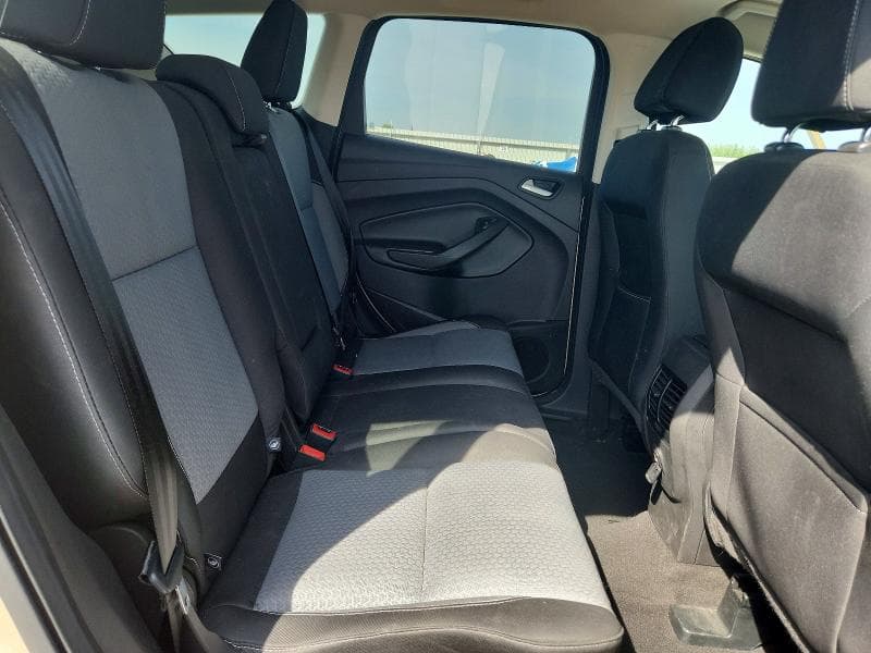 2017 FORD ESCAPE SE 11