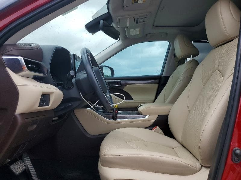 2021 TOYOTA HIGHLANDER LIMITED 7