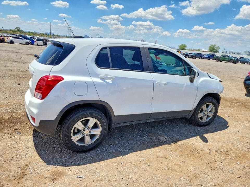 2021 CHEVROLET TRAX LS 3