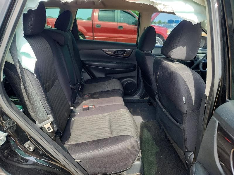 2019 NISSAN ROGUE S 11