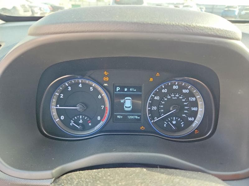 2019 HYUNDAI KONA SE 9