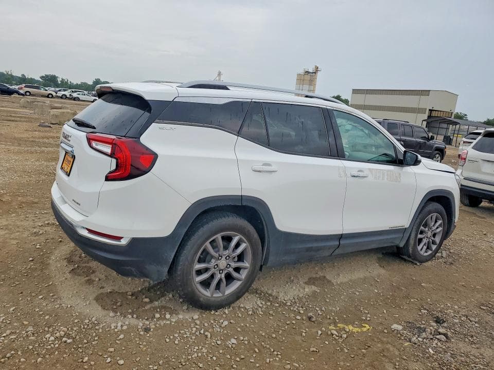 2024 GMC TERRAIN SLT 3