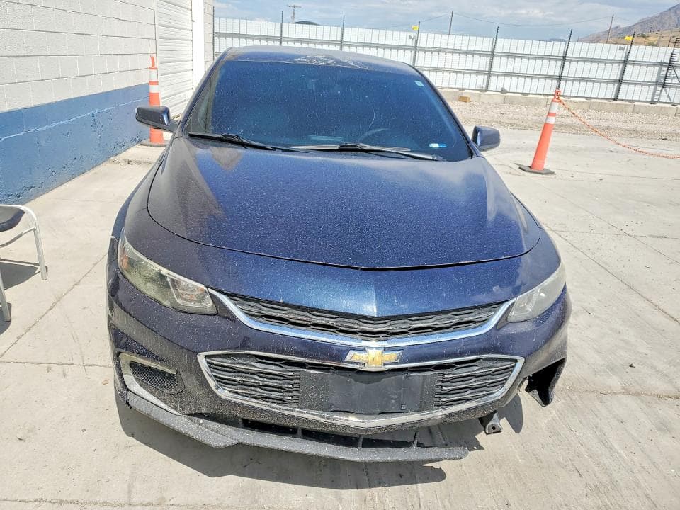 2017 CHEVROLET MALIBU LT 5