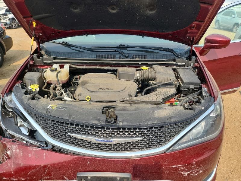 2019 CHRYSLER PACIFICA TOURING L 11