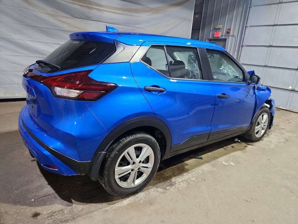 2024 NISSAN KICKS S 3