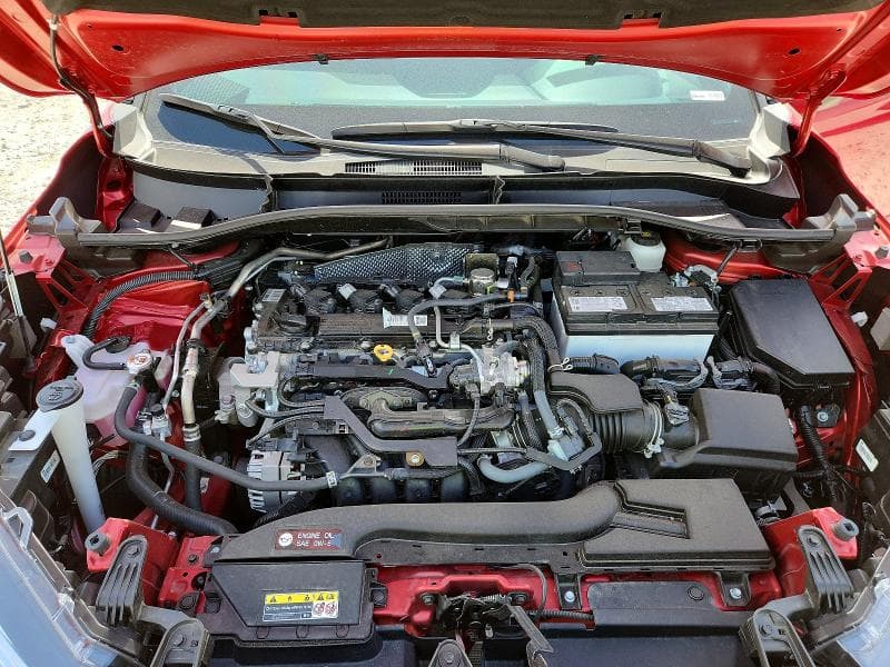 2026 TOYOTA COROLLA CROSS XLE 12