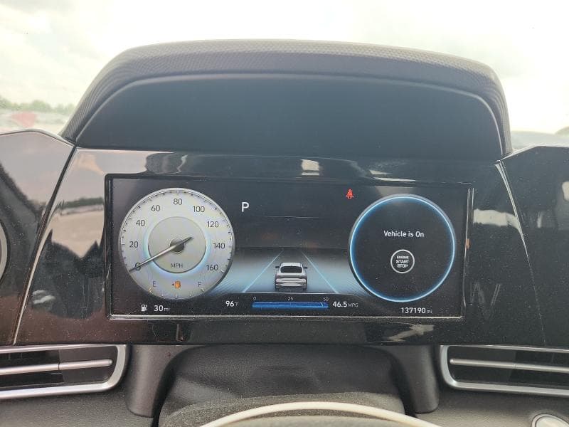 2022 HYUNDAI ELANTRA SEL 9