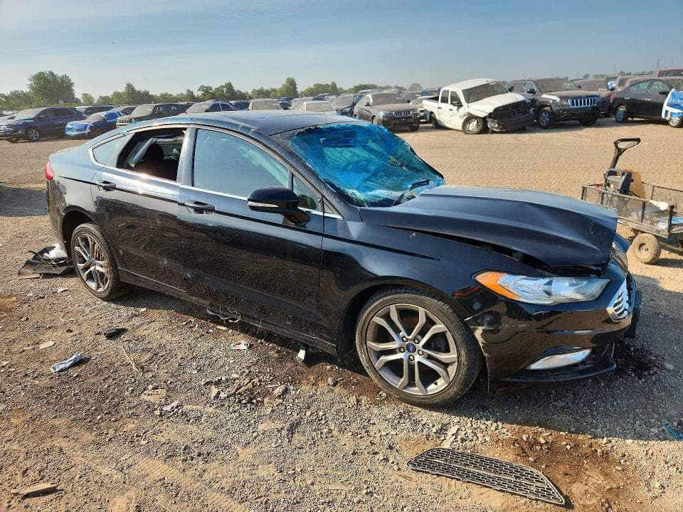 2017 FORD FUSION SE 4