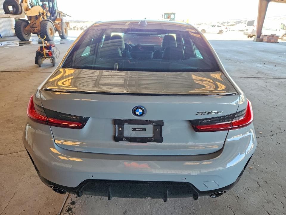 2023 BMW 330E 6