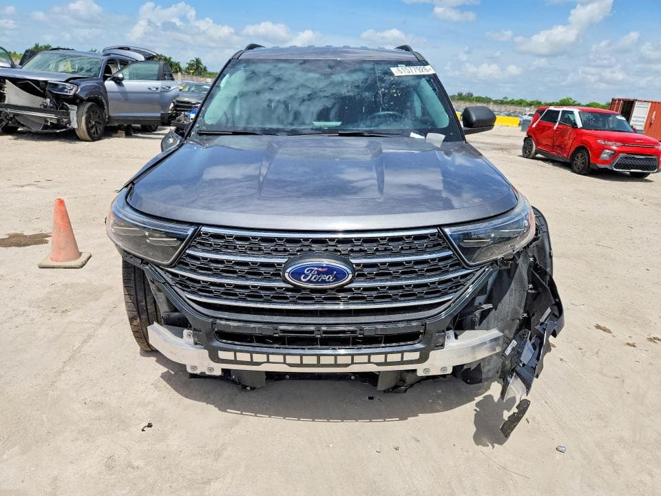 2023 FORD EXPLORER XLT 5