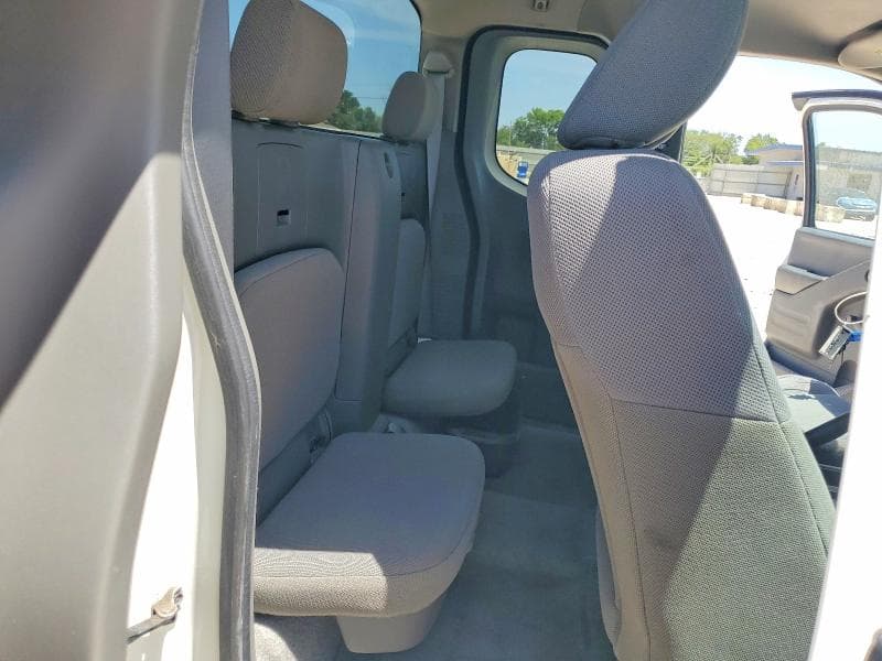 2018 NISSAN FRONTIER S 10