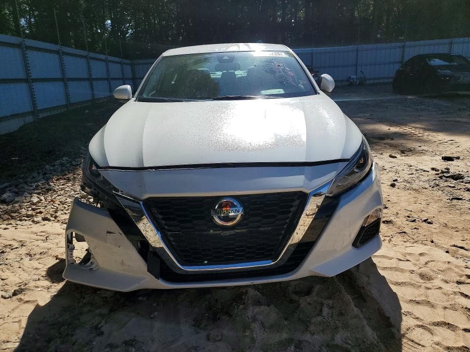 2021 NISSAN ALTIMA SV 5