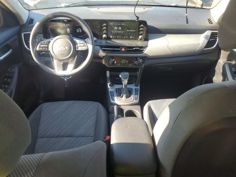 2026 KIA SELTOS LX 8