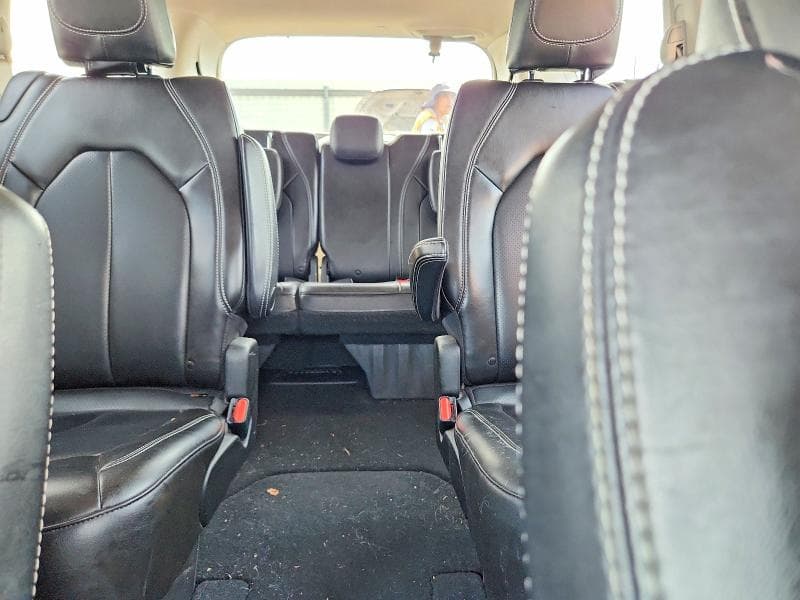 2021 CHRYSLER VOYAGER LXI 10