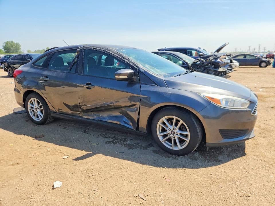 2017 FORD FOCUS SE 4