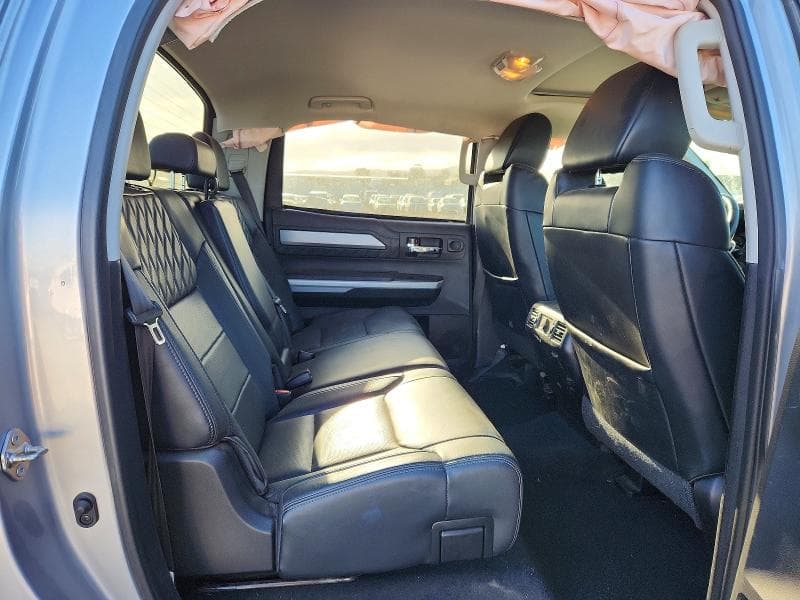 2019 TOYOTA TUNDRA PLATINUM 10
