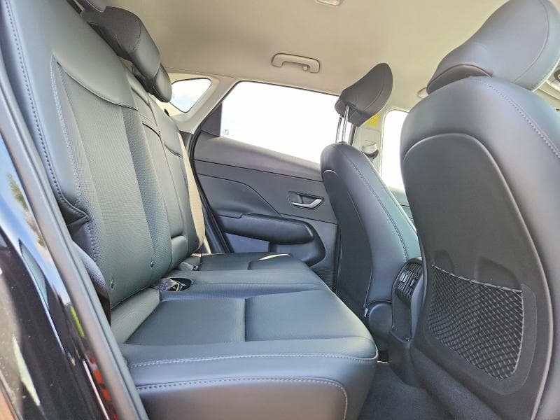 2026 HYUNDAI KONA SEL PREMIUM 11