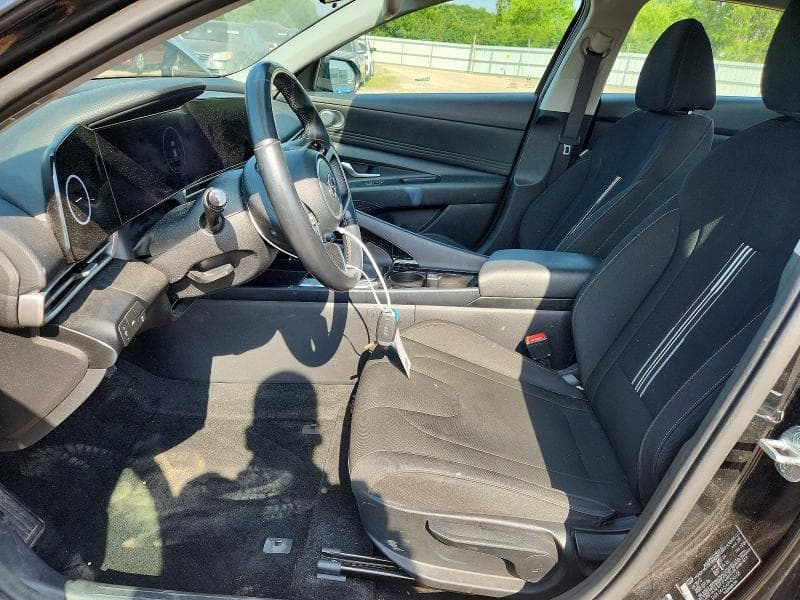 2023 HYUNDAI ELANTRA SEL 7