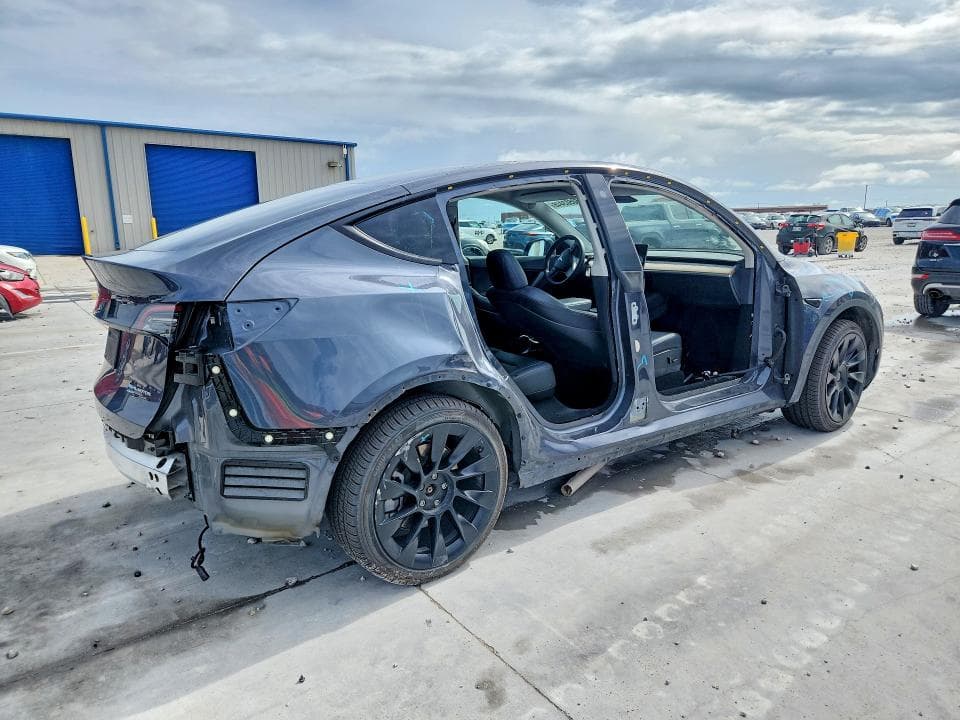 2022 TESLA MODEL Y 3