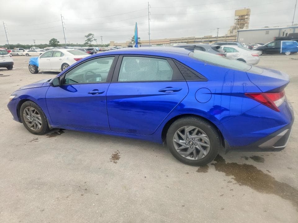2024 HYUNDAI ELANTRA SEL 2