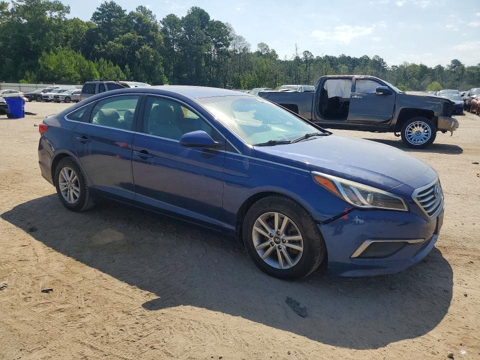 2017 HYUNDAI SONATA SE 4