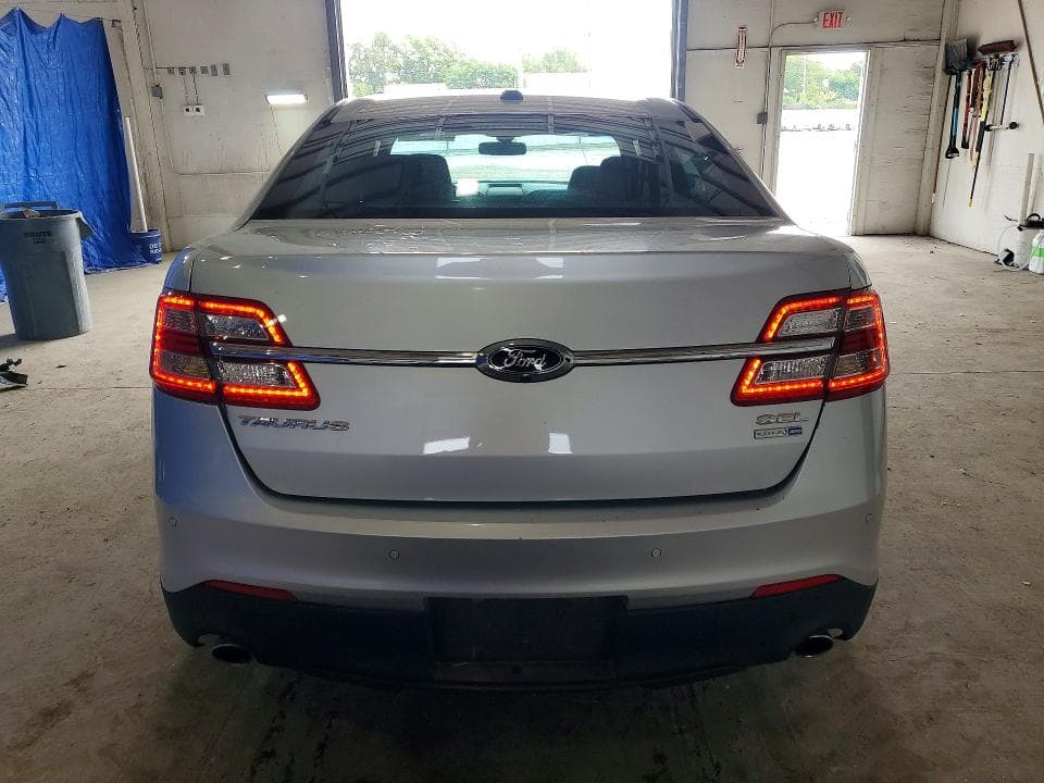 2017 FORD TAURUS SEL 6
