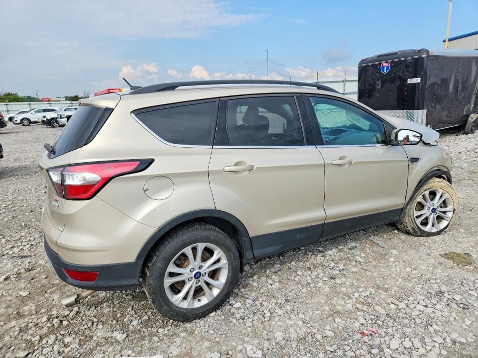 2018 FORD ESCAPE SE 3
