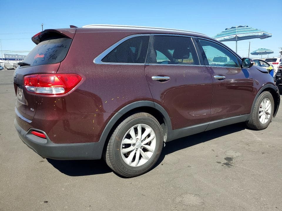 2018 KIA SORENTO LX V6 3