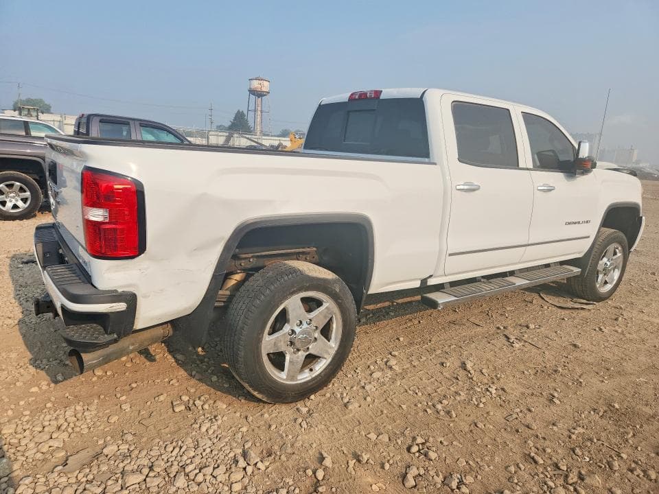 2019 GMC SIERRA K2500 DENALI 3