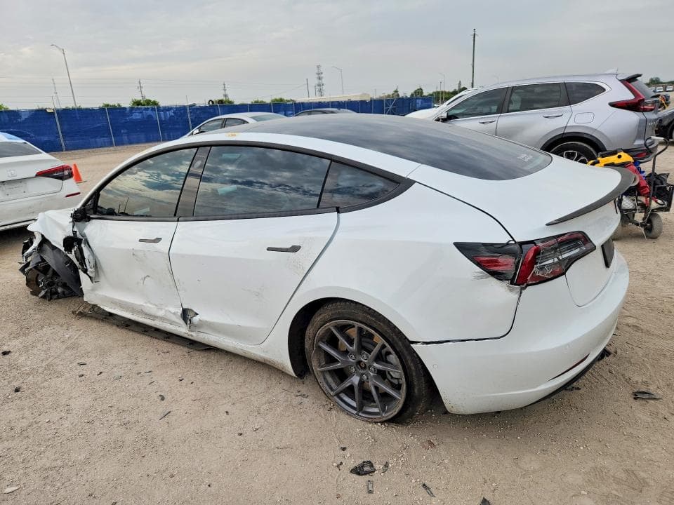 2021 TESLA MODEL 3 2