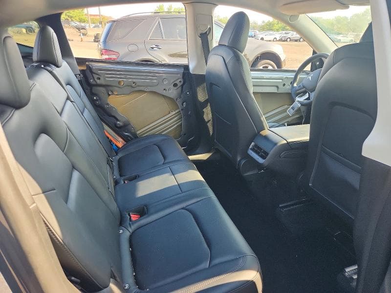 2022 TESLA MODEL  Y 10