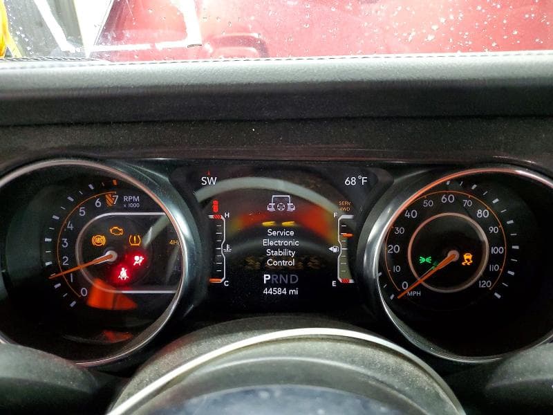 2022 JEEP WRANGLER UNLIMITED SAHARA 9