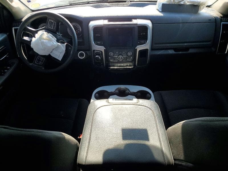 2019 RAM 1500 CLASSIC SLT 8