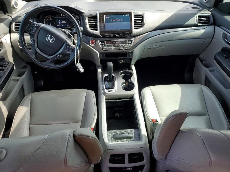 2017 HONDA PILOT EXL 8