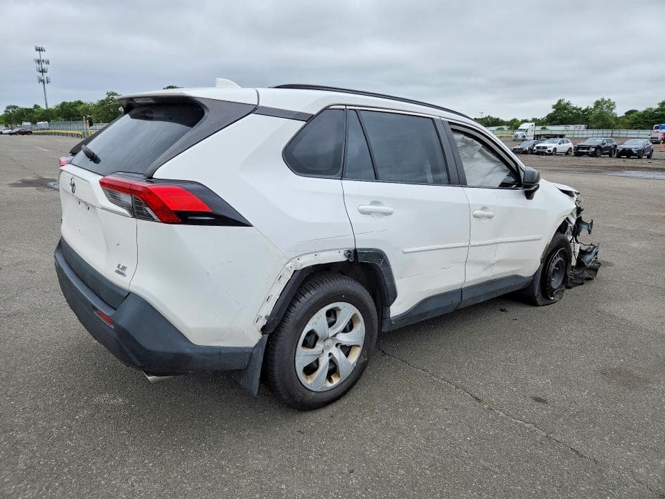 2019 TOYOTA RAV4 LE 3