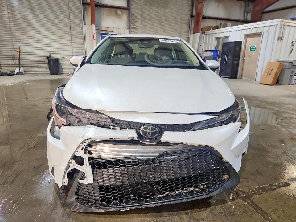2022 TOYOTA COROLLA LE 5
