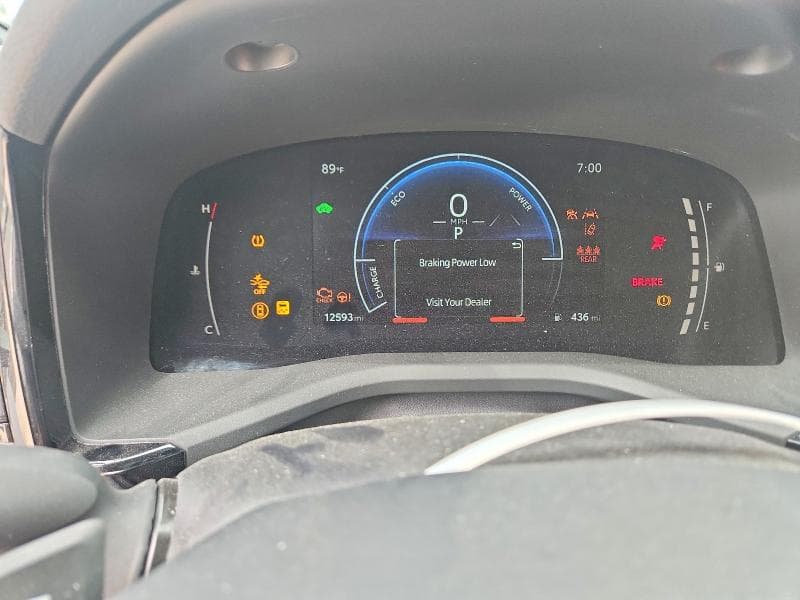 2025 TOYOTA CAMRY SE 9