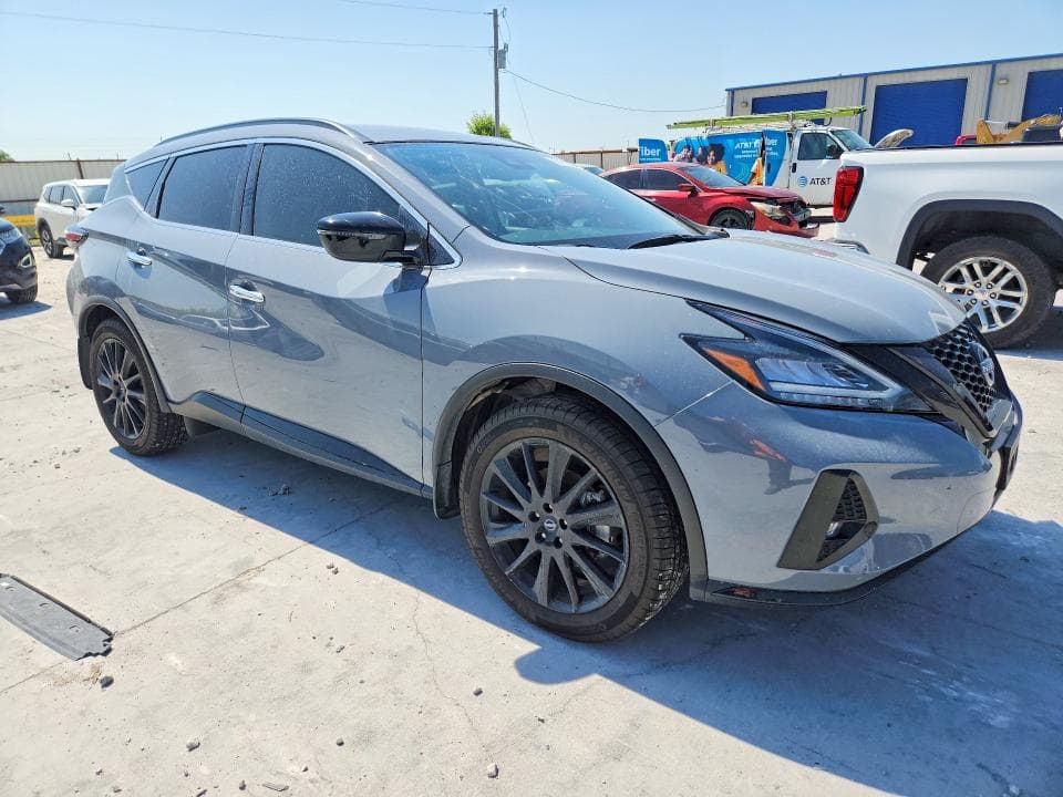 2023 NISSAN MURANO SV 4
