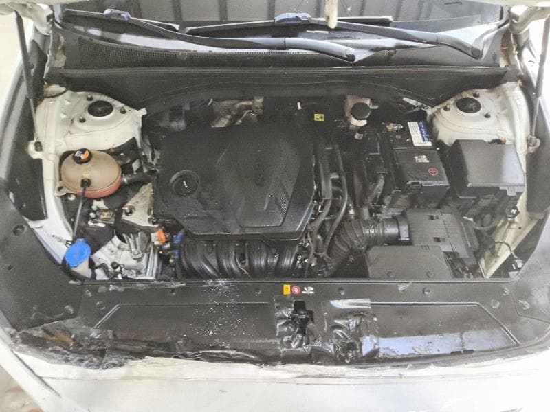 2021 HYUNDAI SANTA FE SE 12