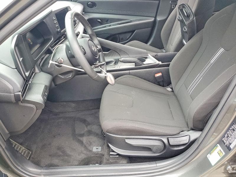 2025 HYUNDAI ELANTRA SEL SPORT 7