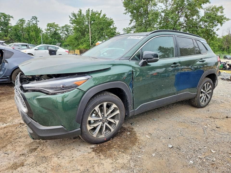 2025 TOYOTA COROLLA CROSS XLE - 1