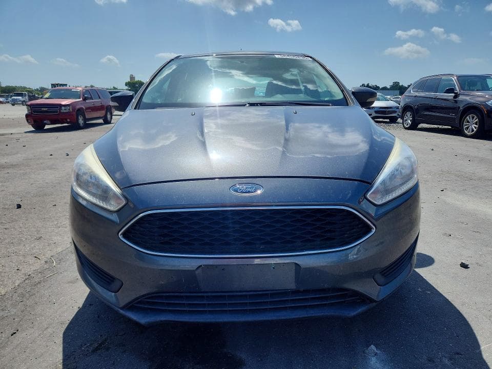 2017 FORD FOCUS SE 5
