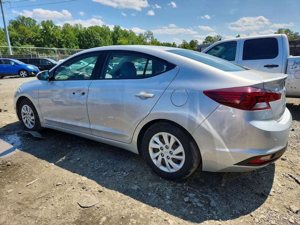 2020 HYUNDAI ELANTRA SE 2