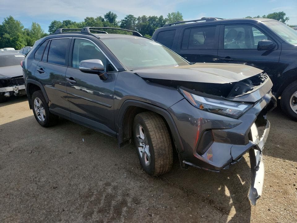2025 TOYOTA RAV4 HYBRID XLE 4