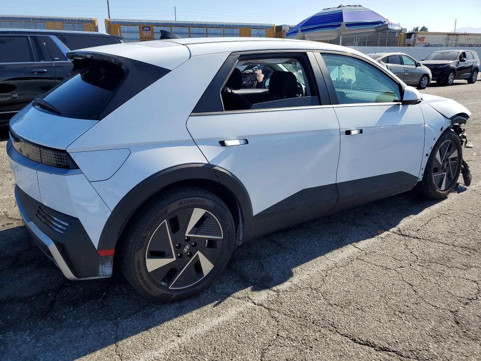 2025 HYUNDAI IONIQ 5 SE 3