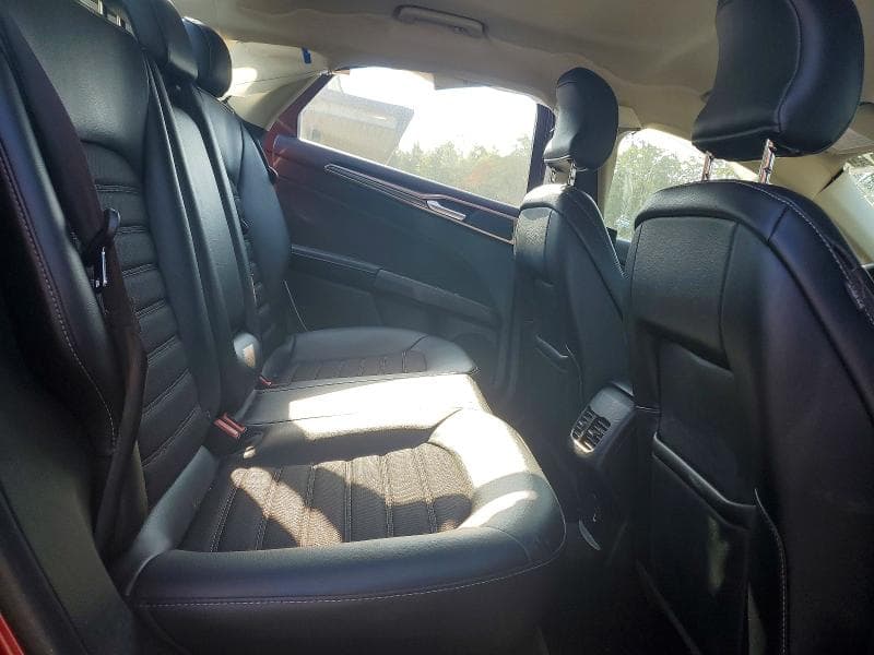 2017 FORD FUSION SE 10