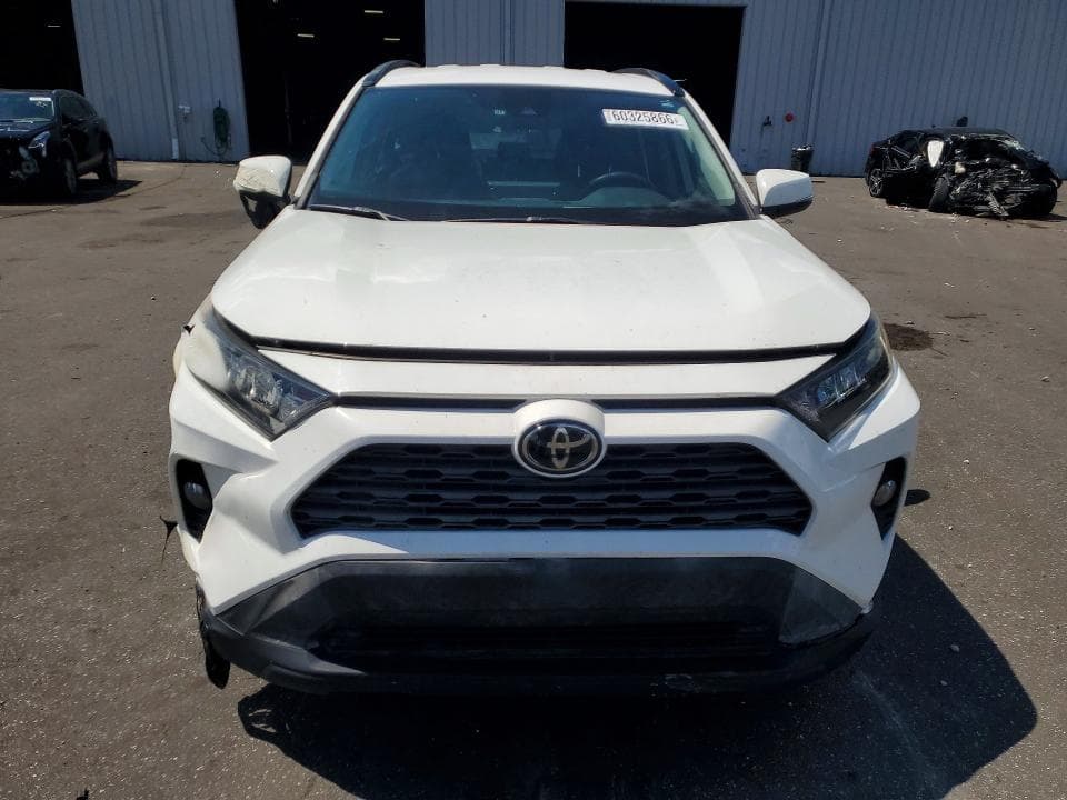 2021 TOYOTA RAV4 XLE 5