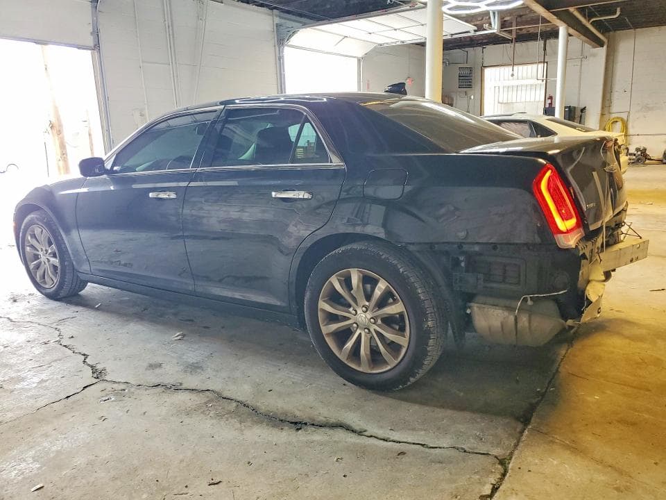 2017 CHRYSLER 300C 2